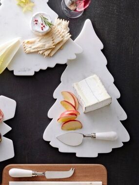 POTTERY BARN TALL MARBLE TREE CHEESE BOARD 16" / Monogram “P”